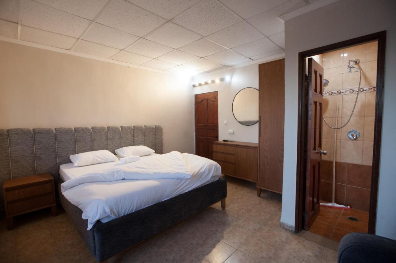 Puy Ahuzat Haosher Hotel Tiberiade Esterno foto